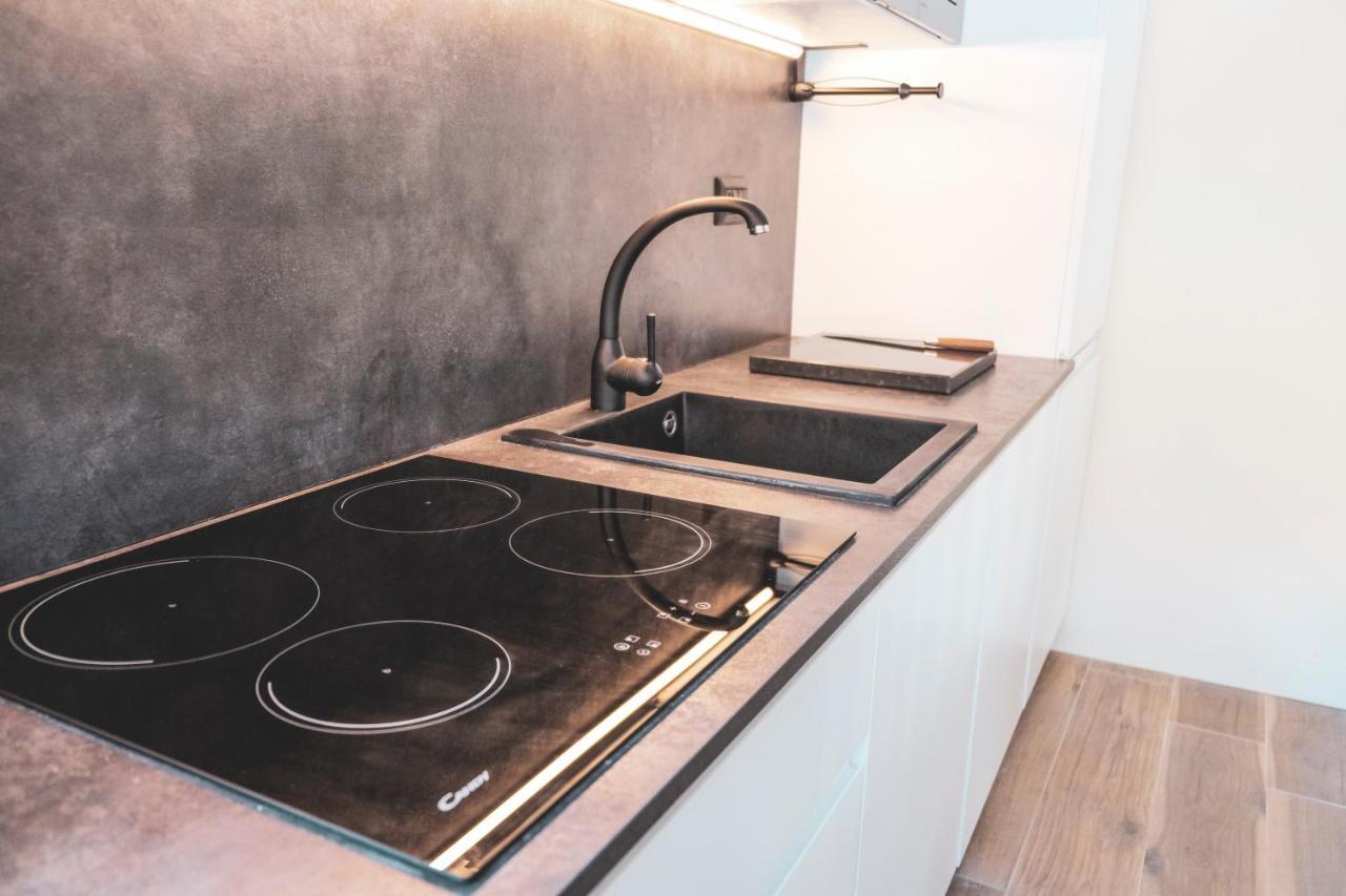 Suite Yenne 2 Cagliari Bagian luar foto